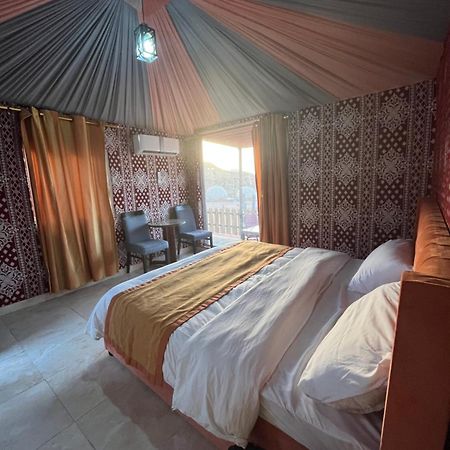 Al Raha Luxury Camp Hotel Wadi Rum Bagian luar foto