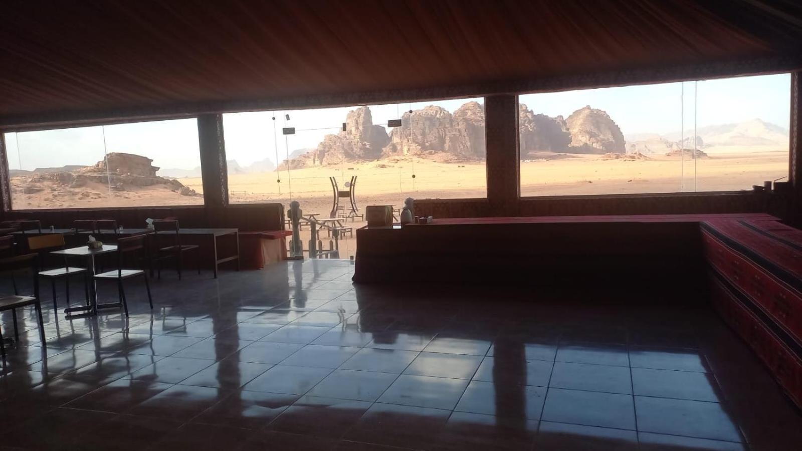 Al Raha Luxury Camp Hotel Wadi Rum Bagian luar foto