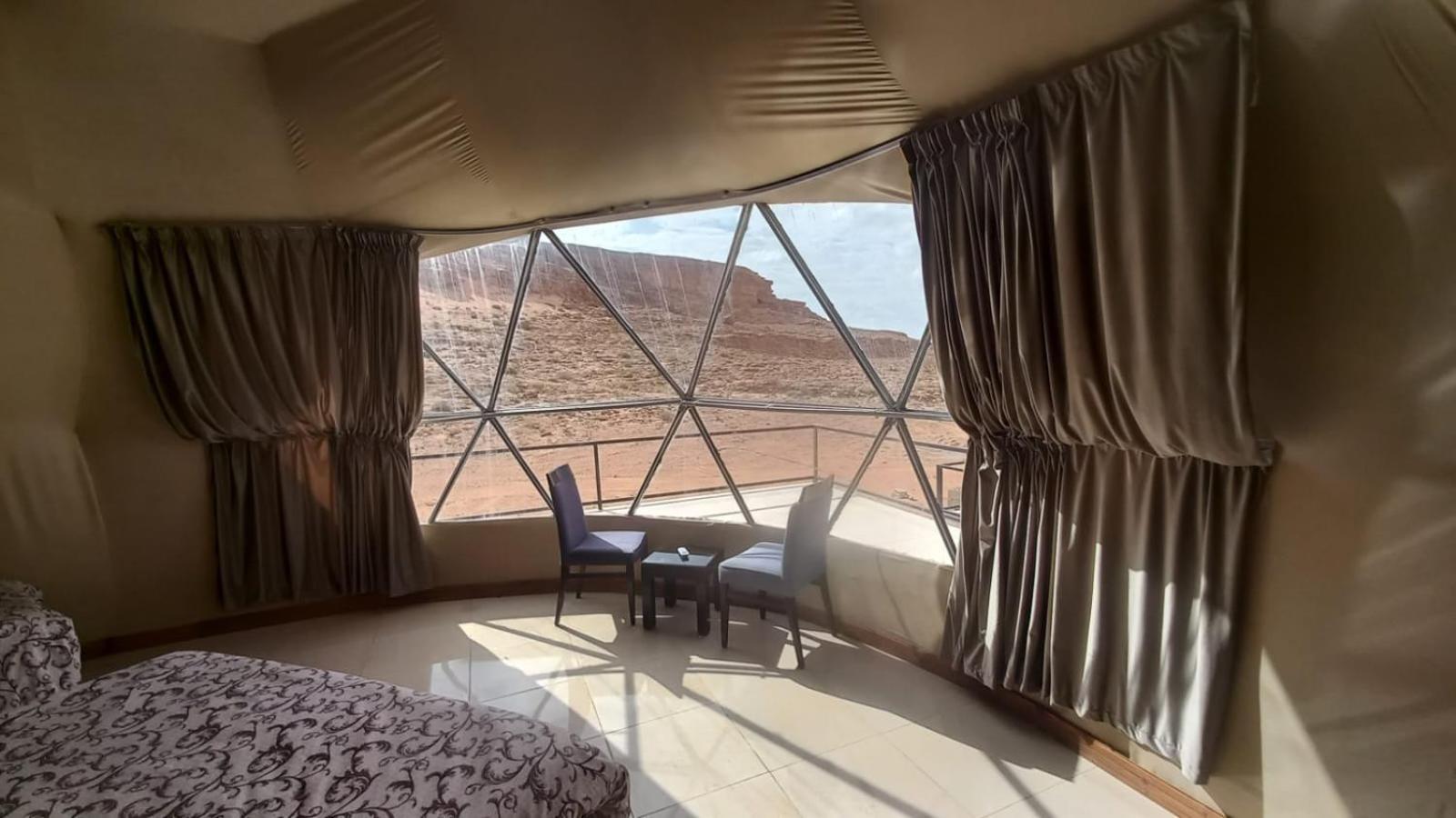 Al Raha Luxury Camp Hotel Wadi Rum Bagian luar foto