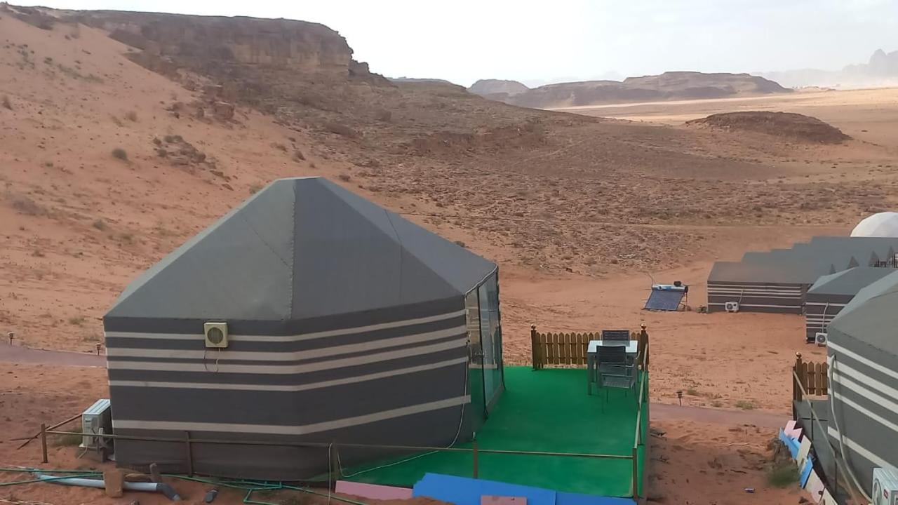 Al Raha Luxury Camp Hotel Wadi Rum Bagian luar foto